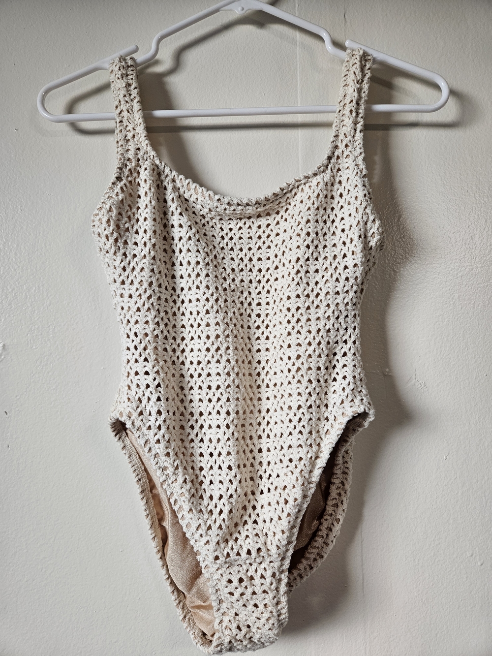 VTG 90s Baja Blue Crochet One Piece Swimsuit Metallic Gold Cream High Cut Size 6